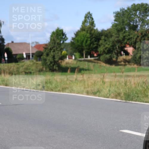 25.08.2024 - Elbe Triathlon Hamburg Fuchs,  Jonas http://msf.ph/oto/6854827 25.08.2024 10:37:34 Radfahren 660, 767, 700, 611, 569, 652, 639 meine-sportfotos.de