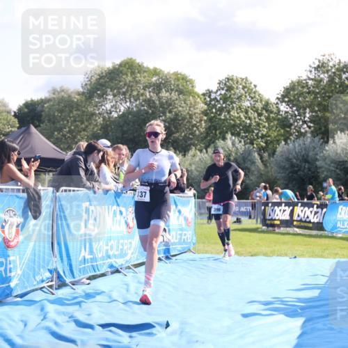 25.08.2024 - Elbe Triathlon Hamburg H.Heesch http://msf.ph/oto/6854835 25.08.2024 10:52:28 Ziel 137, 396 meine-sportfotos.de