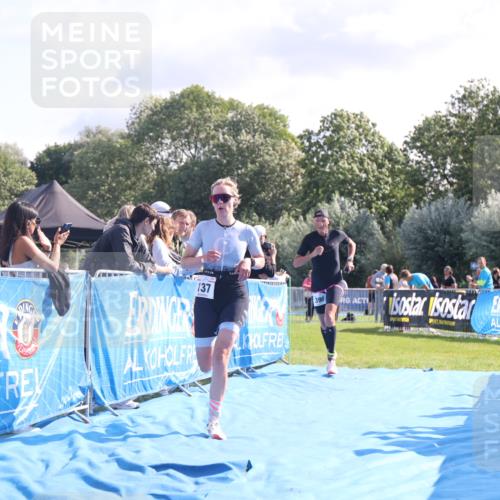 25.08.2024 - Elbe Triathlon Hamburg H.Heesch http://msf.ph/oto/6854842 25.08.2024 10:52:28 Ziel 137, 396 meine-sportfotos.de