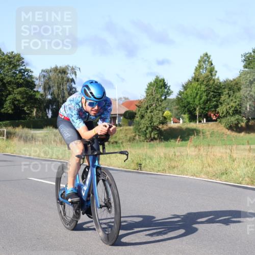 25.08.2024 - Elbe Triathlon Hamburg Fuchs,  Jonas http://msf.ph/oto/6854852 25.08.2024 09:17:56 Radfahren 71, 229, 187 meine-sportfotos.de