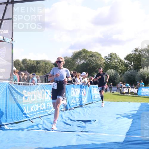25.08.2024 - Elbe Triathlon Hamburg H.Heesch http://msf.ph/oto/6854875 25.08.2024 10:52:29 Ziel 137, 396 meine-sportfotos.de