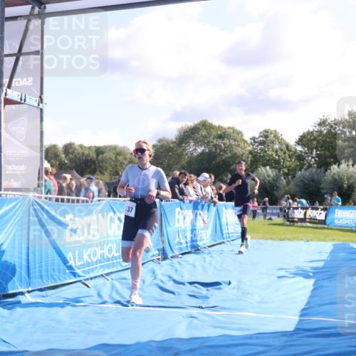 25.08.2024 - Elbe Triathlon Hamburg H.Heesch http://msf.ph/oto/6854881 25.08.2024 10:52:29 Ziel 137, 396 meine-sportfotos.de
