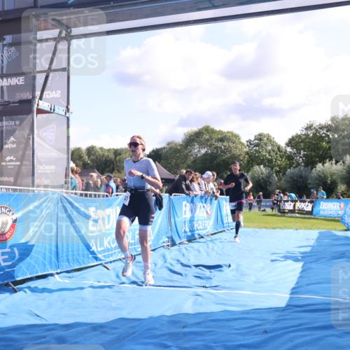 25.08.2024 - Elbe Triathlon Hamburg H.Heesch http://msf.ph/oto/6854894 25.08.2024 10:52:29 Ziel 137, 396 meine-sportfotos.de