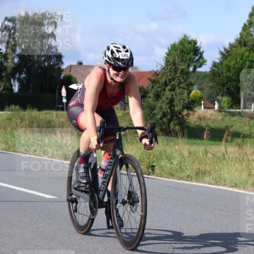 25.08.2024 - Elbe Triathlon Hamburg Fuchs,  Jonas http://msf.ph/oto/6854904 25.08.2024 10:37:42 Radfahren 540, 537, 712 meine-sportfotos.de