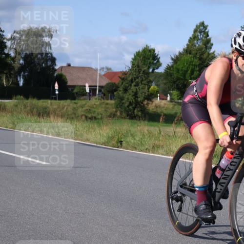 25.08.2024 - Elbe Triathlon Hamburg Fuchs,  Jonas http://msf.ph/oto/6854917 25.08.2024 10:37:42 Radfahren 540, 537, 712 meine-sportfotos.de