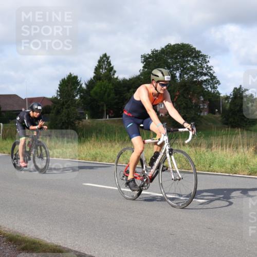25.08.2024 - Elbe Triathlon Hamburg Fuchs,  Jonas http://msf.ph/oto/6854933 25.08.2024 10:04:22 Radfahren 356, 371, 350, 549 meine-sportfotos.de
