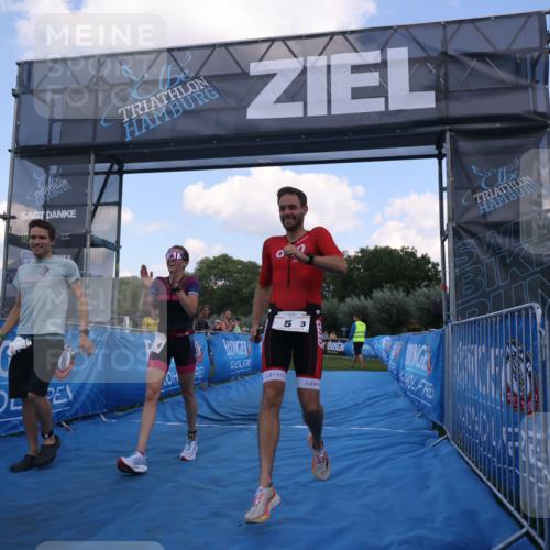 25.08.2024 - Elbe Triathlon Hamburg H.Heesch http://msf.ph/oto/6854953 25.08.2024 16:07:16 Ziel  meine-sportfotos.de