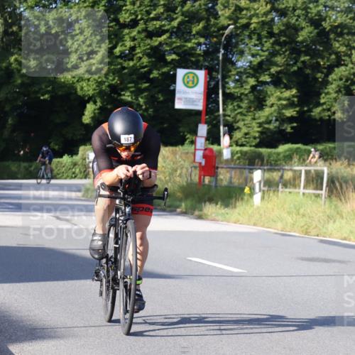 25.08.2024 - Elbe Triathlon Hamburg Fuchs,  Jonas http://msf.ph/oto/6854961 25.08.2024 09:18:01 Radfahren 229, 187 meine-sportfotos.de