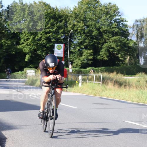 25.08.2024 - Elbe Triathlon Hamburg Fuchs,  Jonas http://msf.ph/oto/6854967 25.08.2024 09:18:01 Radfahren 229, 187 meine-sportfotos.de