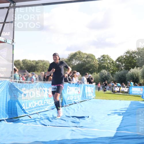 25.08.2024 - Elbe Triathlon Hamburg H.Heesch http://msf.ph/oto/6854973 25.08.2024 10:52:30 Ziel 137, 396 meine-sportfotos.de