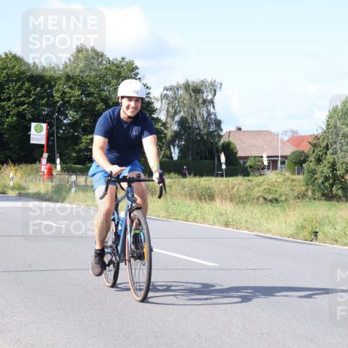 25.08.2024 - Elbe Triathlon Hamburg Fuchs,  Jonas http://msf.ph/oto/6854978 25.08.2024 10:37:48 Radfahren 537, 712, 646, 560 meine-sportfotos.de