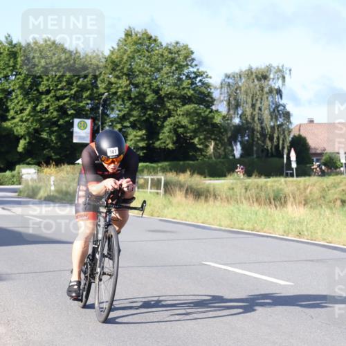 25.08.2024 - Elbe Triathlon Hamburg Fuchs,  Jonas http://msf.ph/oto/6854979 25.08.2024 09:18:02 Radfahren 229, 187, 391 meine-sportfotos.de