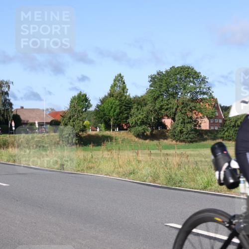 25.08.2024 - Elbe Triathlon Hamburg Fuchs,  Jonas http://msf.ph/oto/6855002 25.08.2024 09:18:02 Radfahren 229, 187, 391 meine-sportfotos.de