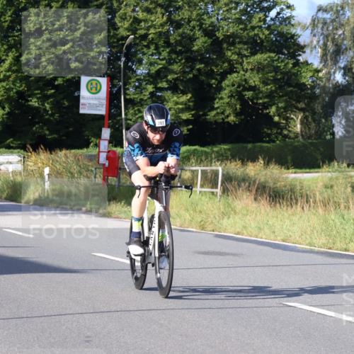 25.08.2024 - Elbe Triathlon Hamburg Fuchs,  Jonas http://msf.ph/oto/6855009 25.08.2024 09:18:08 Radfahren 391, 326, 107, 339 meine-sportfotos.de