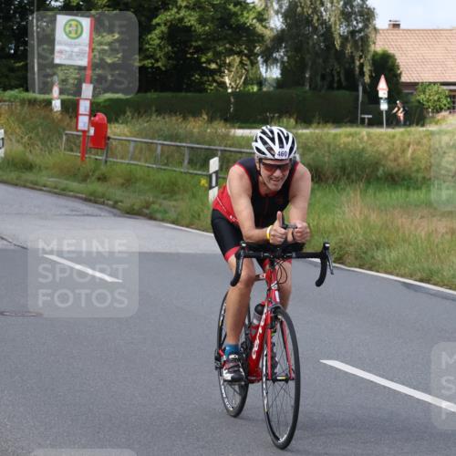 25.08.2024 - Elbe Triathlon Hamburg Fuchs,  Jonas http://msf.ph/oto/6855043 25.08.2024 10:04:57 Radfahren 460, 366, 517, 1851, 234 meine-sportfotos.de