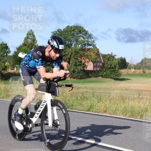 25.08.2024 - Elbe Triathlon Hamburg Fuchs,  Jonas http://msf.ph/oto/6855057 25.08.2024 09:18:09 Radfahren 391, 326, 107, 339, 234 meine-sportfotos.de