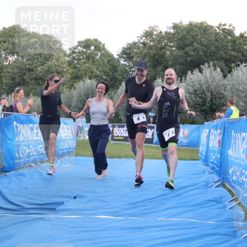 25.08.2024 - Elbe Triathlon Hamburg H.Heesch http://msf.ph/oto/6855079 25.08.2024 16:07:43 Ziel  meine-sportfotos.de