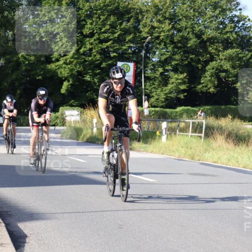 25.08.2024 - Elbe Triathlon Hamburg Fuchs,  Jonas http://msf.ph/oto/6855097 25.08.2024 09:18:11 Radfahren 391, 326, 107, 339, 234 meine-sportfotos.de