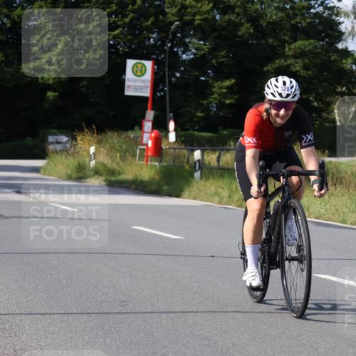 25.08.2024 - Elbe Triathlon Hamburg Fuchs,  Jonas http://msf.ph/oto/6855114 25.08.2024 10:38:01 Radfahren 760, 462, 520, 687, 631, 593 meine-sportfotos.de