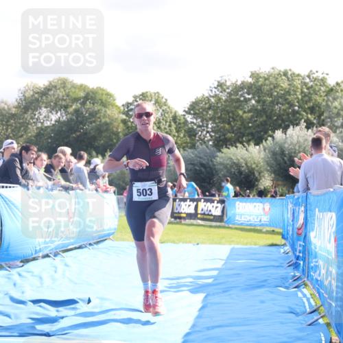 25.08.2024 - Elbe Triathlon Hamburg H.Heesch http://msf.ph/oto/6855148 25.08.2024 10:52:41 Ziel  meine-sportfotos.de