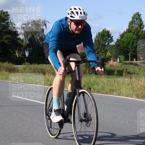25.08.2024 - Elbe Triathlon Hamburg Fuchs,  Jonas http://msf.ph/oto/6855172 25.08.2024 10:38:05 Radfahren 520, 687, 631, 593 meine-sportfotos.de