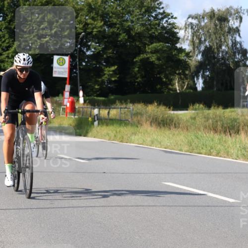 25.08.2024 - Elbe Triathlon Hamburg Fuchs,  Jonas http://msf.ph/oto/6855226 25.08.2024 10:38:17 Radfahren 620, 468, 793, 471 meine-sportfotos.de