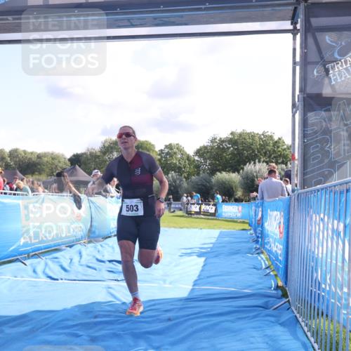 25.08.2024 - Elbe Triathlon Hamburg H.Heesch http://msf.ph/oto/6855264 25.08.2024 10:52:42 Ziel  meine-sportfotos.de