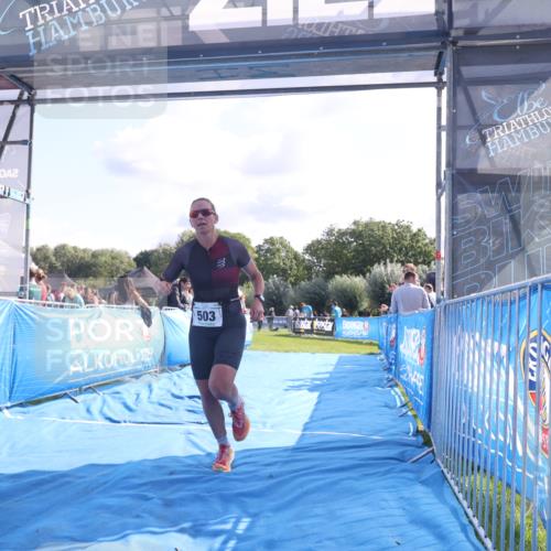 25.08.2024 - Elbe Triathlon Hamburg H.Heesch http://msf.ph/oto/6855277 25.08.2024 10:52:42 Ziel  meine-sportfotos.de