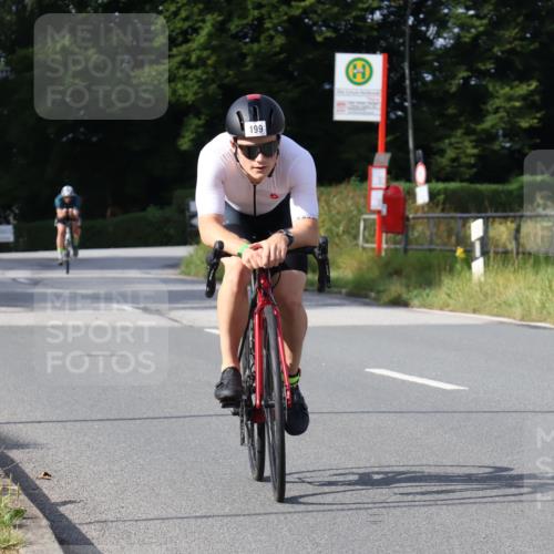 25.08.2024 - Elbe Triathlon Hamburg Fuchs,  Jonas http://msf.ph/oto/6855283 25.08.2024 10:05:34 Radfahren 199, 344, 397 meine-sportfotos.de