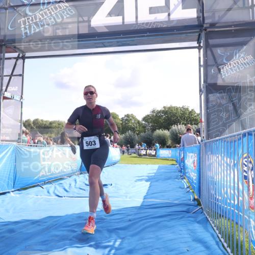 25.08.2024 - Elbe Triathlon Hamburg H.Heesch http://msf.ph/oto/6855298 25.08.2024 10:52:42 Ziel  meine-sportfotos.de