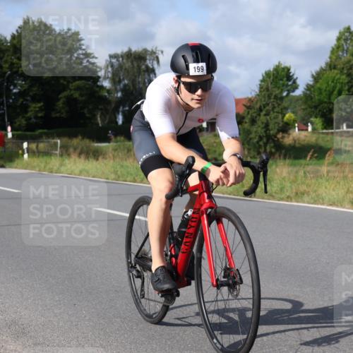 25.08.2024 - Elbe Triathlon Hamburg Fuchs,  Jonas http://msf.ph/oto/6855310 25.08.2024 10:05:35 Radfahren 199, 344, 397, 340 meine-sportfotos.de