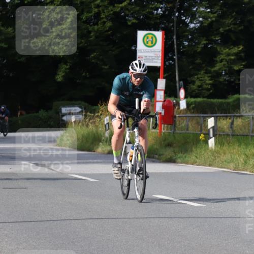 25.08.2024 - Elbe Triathlon Hamburg Fuchs,  Jonas http://msf.ph/oto/6855326 25.08.2024 10:05:38 Radfahren 199, 344, 397, 340, 357, 526 meine-sportfotos.de