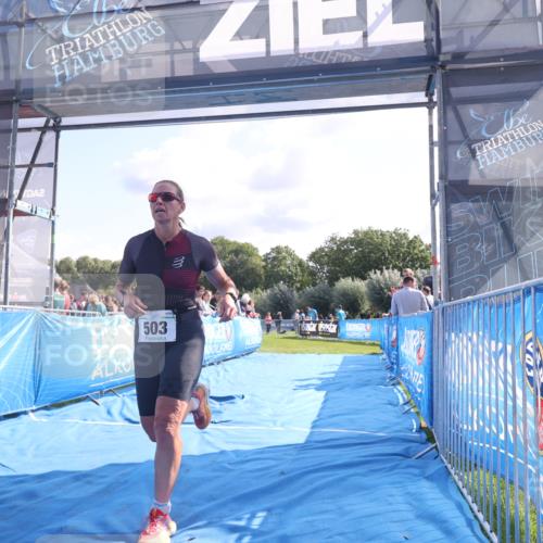 25.08.2024 - Elbe Triathlon Hamburg H.Heesch http://msf.ph/oto/6855327 25.08.2024 10:52:42 Ziel  meine-sportfotos.de