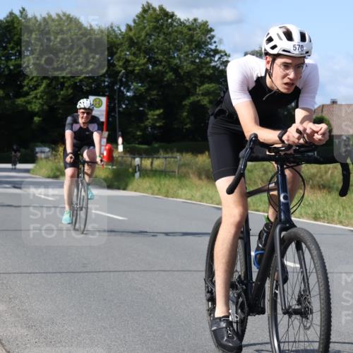 25.08.2024 - Elbe Triathlon Hamburg Fuchs,  Jonas http://msf.ph/oto/6855365 25.08.2024 10:38:31 Radfahren 487, 570, 750, 635, 538, 637, 1429, 517 meine-sportfotos.de