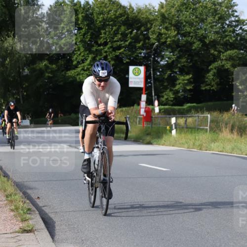 25.08.2024 - Elbe Triathlon Hamburg Fuchs,  Jonas http://msf.ph/oto/6855374 25.08.2024 10:05:40 Radfahren 344, 397, 340, 357, 526 meine-sportfotos.de