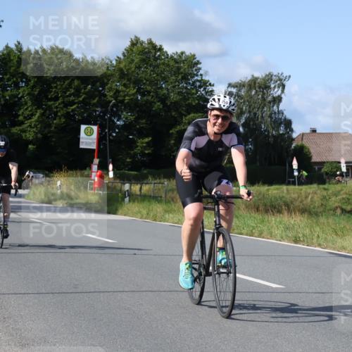 25.08.2024 - Elbe Triathlon Hamburg Fuchs,  Jonas http://msf.ph/oto/6855383 25.08.2024 10:38:31 Radfahren 487, 570, 750, 635, 538, 637, 1429, 517 meine-sportfotos.de