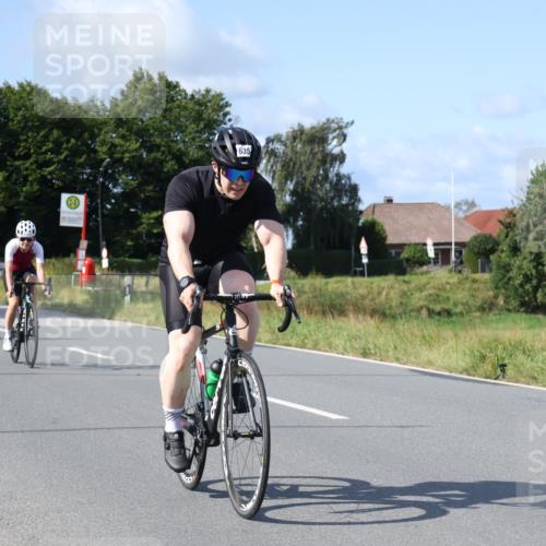 25.08.2024 - Elbe Triathlon Hamburg Fuchs,  Jonas http://msf.ph/oto/6855422 25.08.2024 10:38:33 Radfahren 570, 750, 635, 538, 637, 1429, 517 meine-sportfotos.de