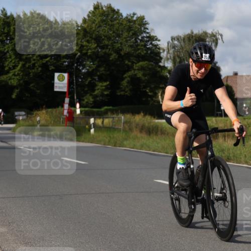 25.08.2024 - Elbe Triathlon Hamburg Fuchs,  Jonas http://msf.ph/oto/6855448 25.08.2024 10:05:43 Radfahren 344, 397, 340, 357, 526, 304, 349 meine-sportfotos.de