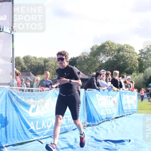 25.08.2024 - Elbe Triathlon Hamburg H.Heesch http://msf.ph/oto/6855465 25.08.2024 10:52:53 Ziel 130, 168 meine-sportfotos.de