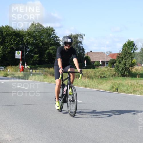 25.08.2024 - Elbe Triathlon Hamburg Fuchs,  Jonas http://msf.ph/oto/6855478 25.08.2024 10:38:35 Radfahren 570, 750, 635, 538, 637, 1429, 517, 662 meine-sportfotos.de