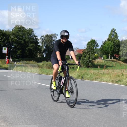 25.08.2024 - Elbe Triathlon Hamburg Fuchs,  Jonas http://msf.ph/oto/6855482 25.08.2024 10:38:35 Radfahren 570, 750, 635, 538, 637, 1429, 517, 662 meine-sportfotos.de