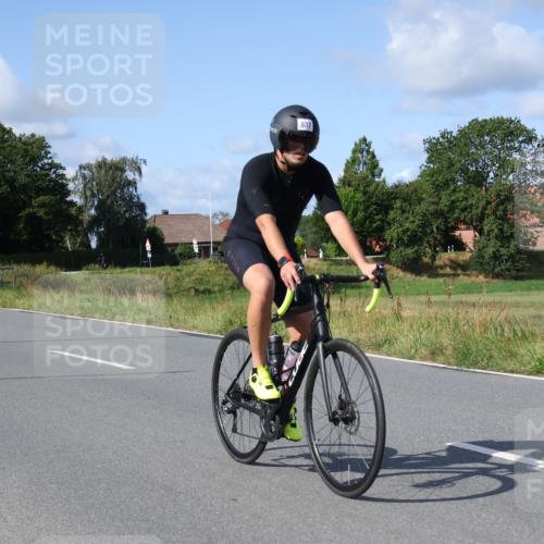 25.08.2024 - Elbe Triathlon Hamburg Fuchs,  Jonas http://msf.ph/oto/6855490 25.08.2024 10:38:35 Radfahren 570, 750, 635, 538, 637, 1429, 517, 662 meine-sportfotos.de