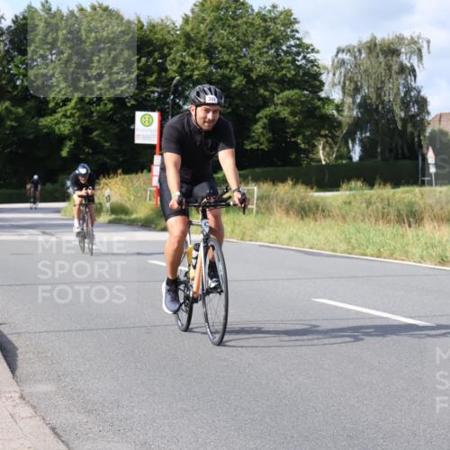 25.08.2024 - Elbe Triathlon Hamburg Fuchs,  Jonas http://msf.ph/oto/6855508 25.08.2024 10:05:49 Radfahren 526, 304, 349, 538, 219 meine-sportfotos.de