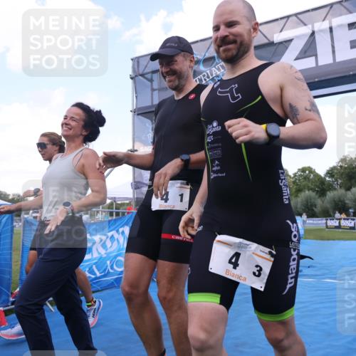 25.08.2024 - Elbe Triathlon Hamburg H.Heesch http://msf.ph/oto/6855544 25.08.2024 16:07:45 Ziel  meine-sportfotos.de