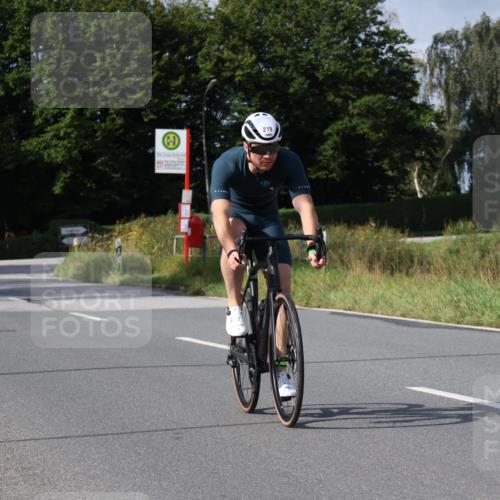 25.08.2024 - Elbe Triathlon Hamburg Fuchs,  Jonas http://msf.ph/oto/6855606 25.08.2024 10:05:56 Radfahren 538, 219 meine-sportfotos.de