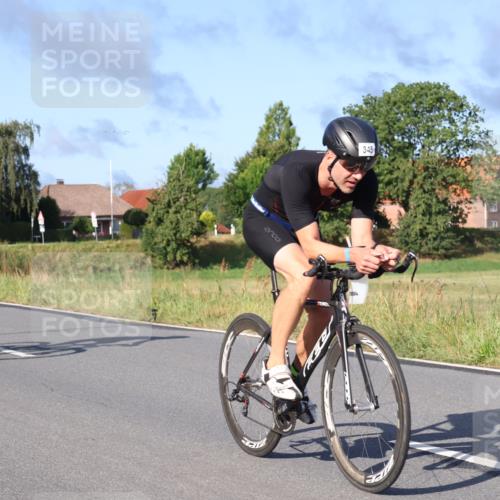 25.08.2024 - Elbe Triathlon Hamburg Fuchs,  Jonas http://msf.ph/oto/6855642 25.08.2024 09:18:57 Radfahren 164, 345, 200, 156, 155 meine-sportfotos.de