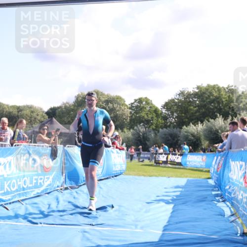 25.08.2024 - Elbe Triathlon Hamburg H.Heesch http://msf.ph/oto/6855649 25.08.2024 10:52:57 Ziel 130, 168 meine-sportfotos.de