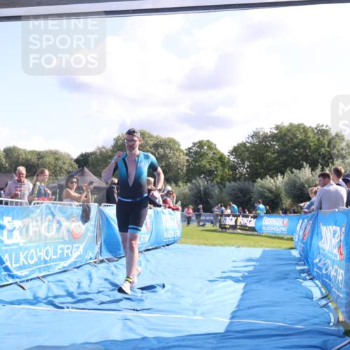 25.08.2024 - Elbe Triathlon Hamburg H.Heesch http://msf.ph/oto/6855659 25.08.2024 10:52:57 Ziel 130, 168 meine-sportfotos.de