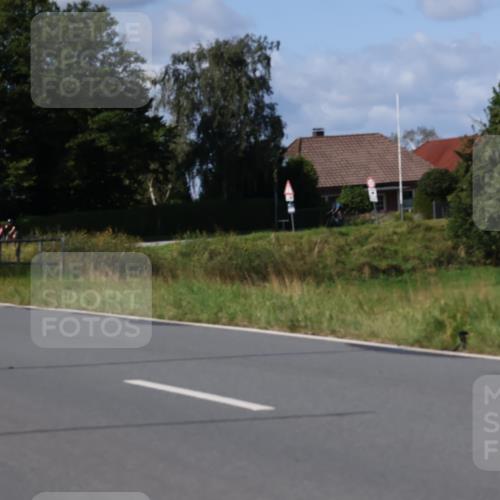 25.08.2024 - Elbe Triathlon Hamburg Fuchs,  Jonas http://msf.ph/oto/6855674 25.08.2024 10:38:43 Radfahren 1429, 517, 662, 796, 455, 656, 588 meine-sportfotos.de