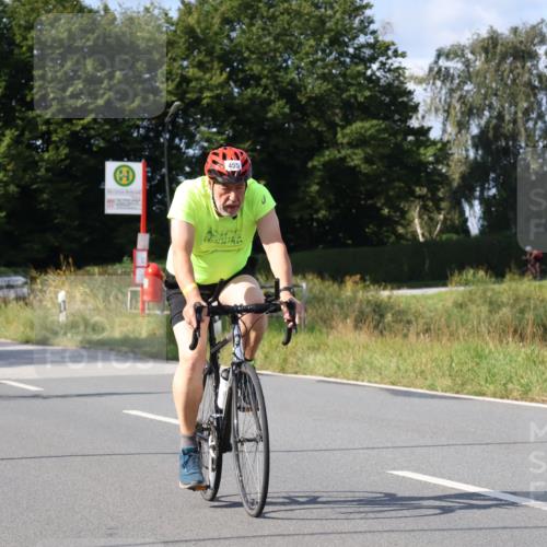 25.08.2024 - Elbe Triathlon Hamburg Fuchs,  Jonas http://msf.ph/oto/6855684 25.08.2024 10:38:46 Radfahren 662, 796, 455, 656, 588, 634, 654, 766 meine-sportfotos.de